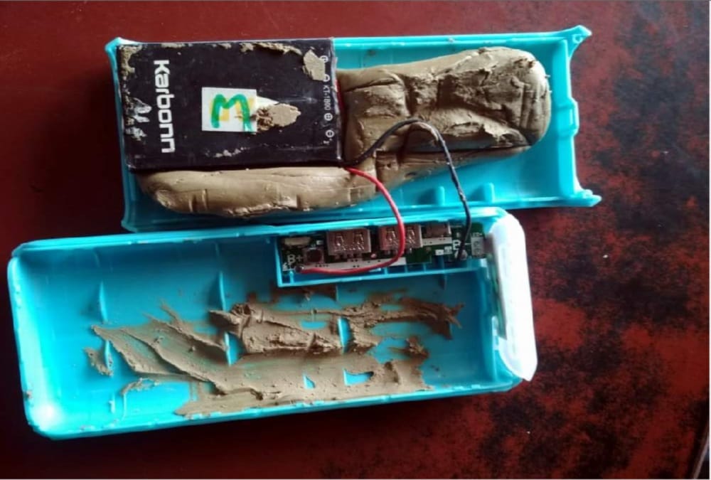 Shocking thing found in Mobile charging Power bank at rishikesh