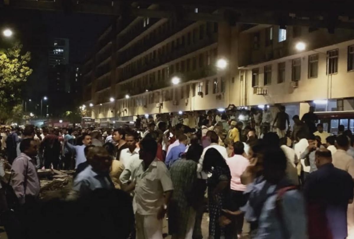 Mumbai incident Red light of traffic saved many lives