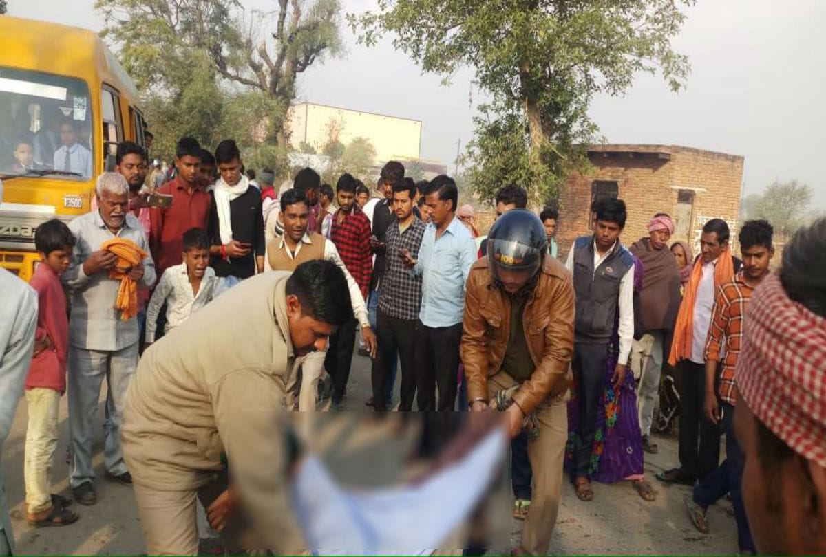 teenager death by crushing truck in govardhan