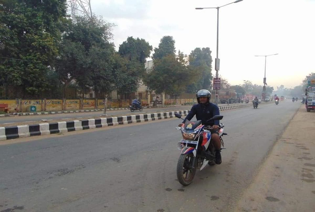 SSP Amit Pathak raids illegal sand market in agra