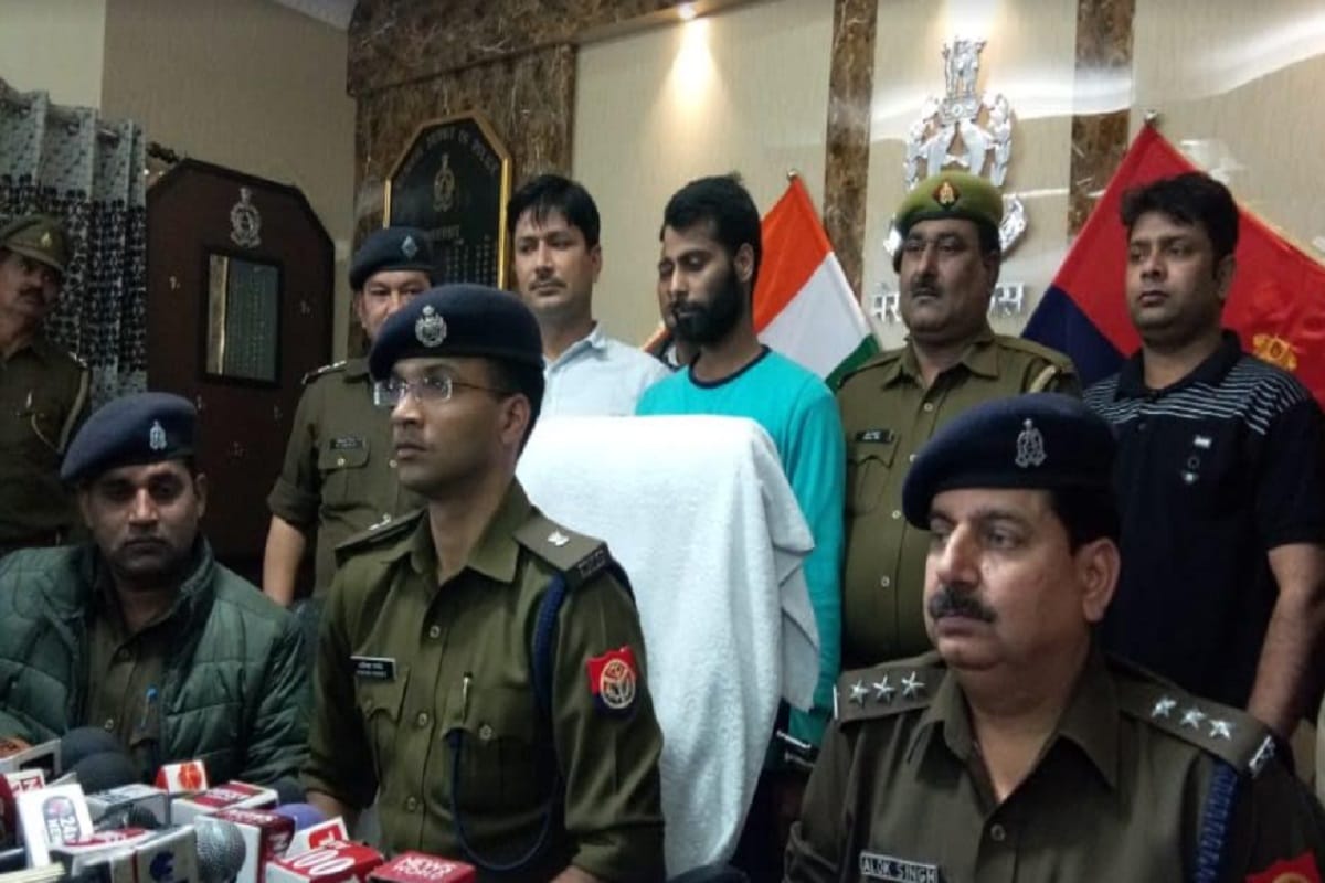 Encounter in Meerut and arrested of one accused and a pistol recovered