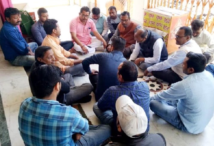 Traders in protest against laying of hightation line