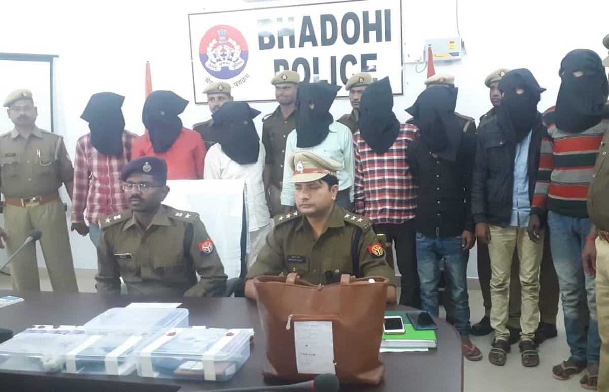 Eight punks arrested by bhadohi police