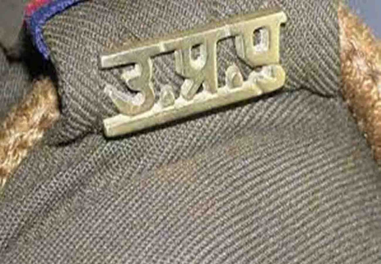 DSP Digambar Kushwaha directed to policemen, lok sabha election 2019