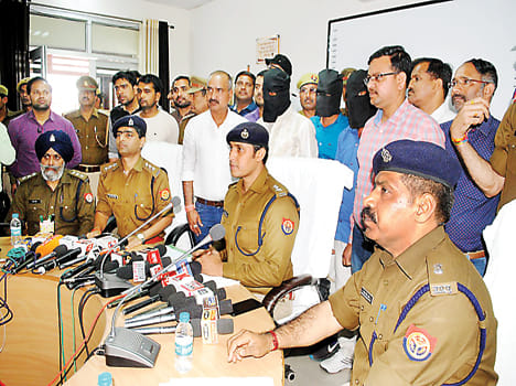 Illegal traffickers were linked to smugglers