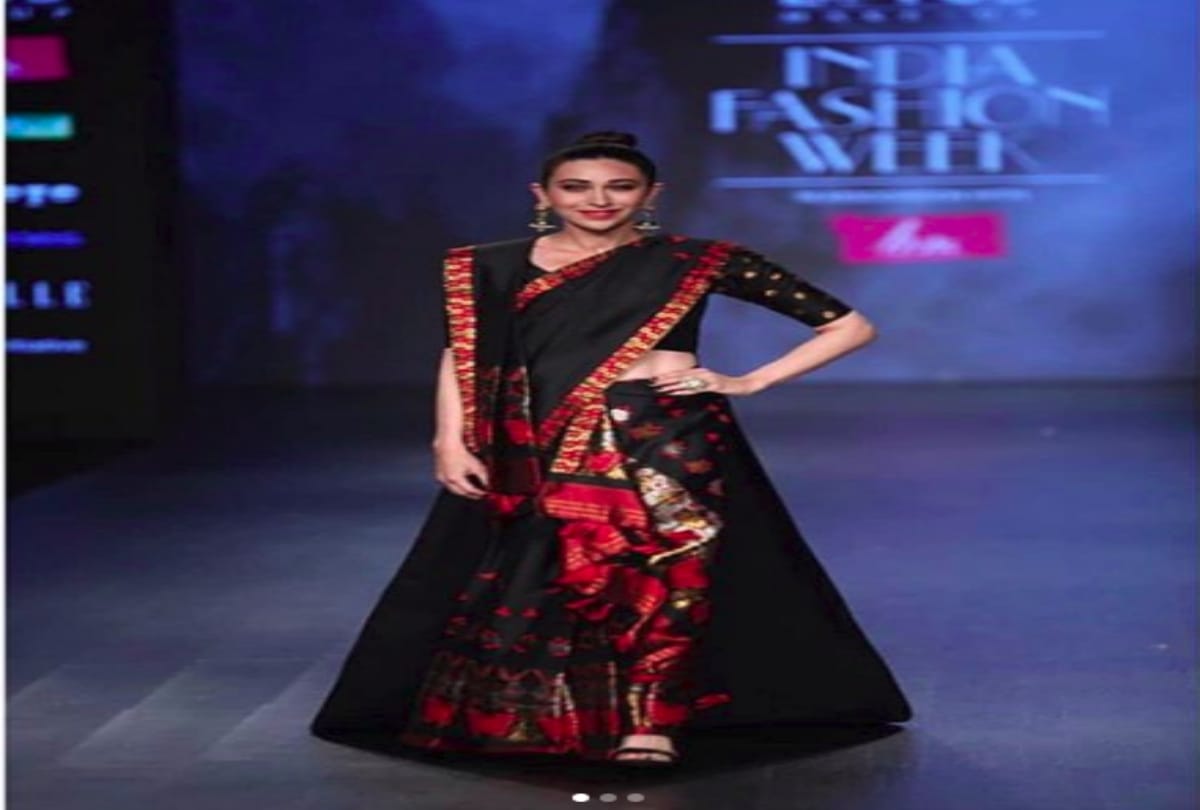 India fashion week karishma kapoor ramp walk in fashion designer Sanjukta Dutta collection