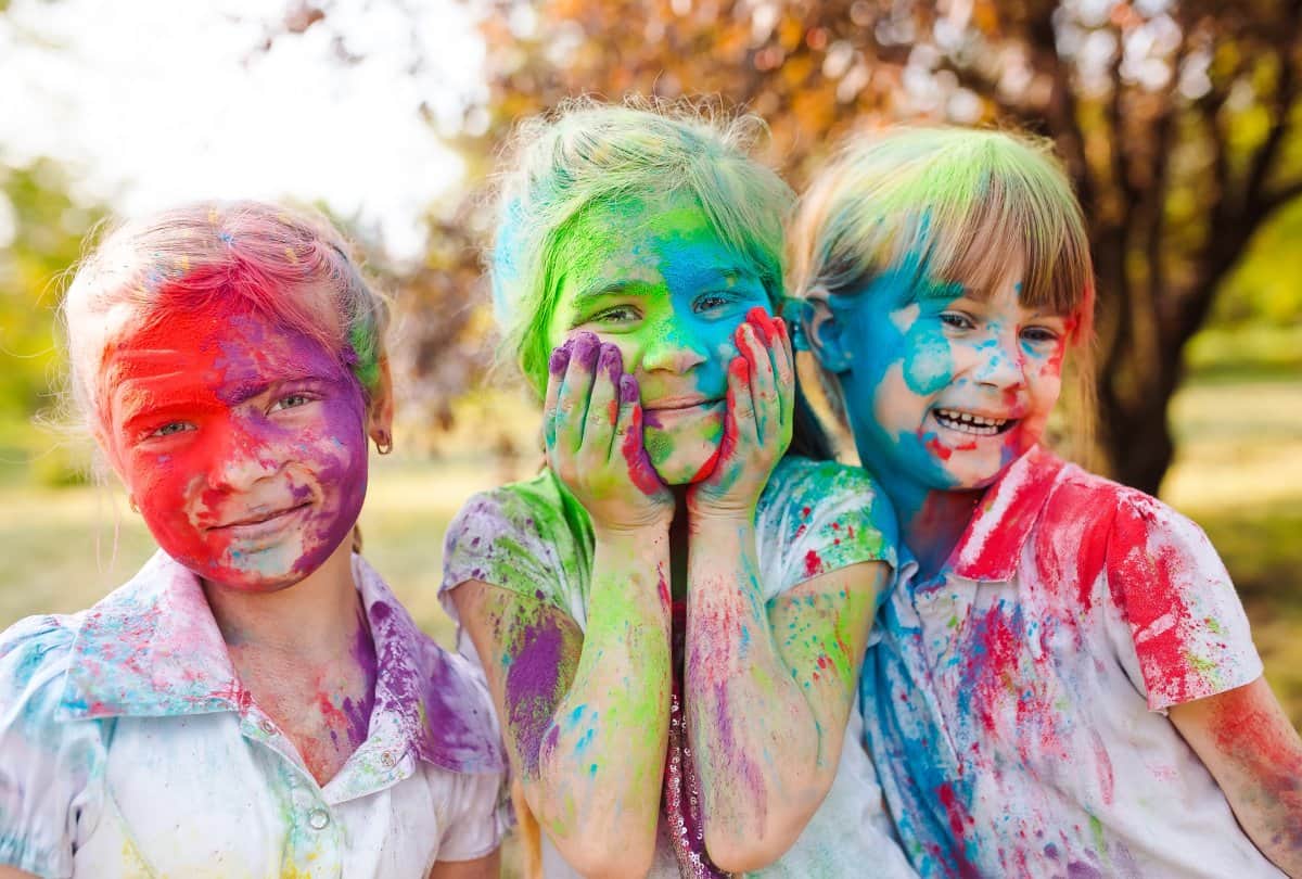 Holi 2019 safety tips children on holi