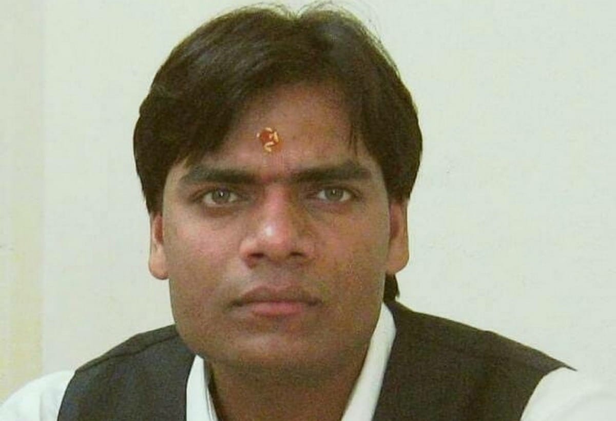PWD junior engineer kidnapped in filmy style in jaunpur