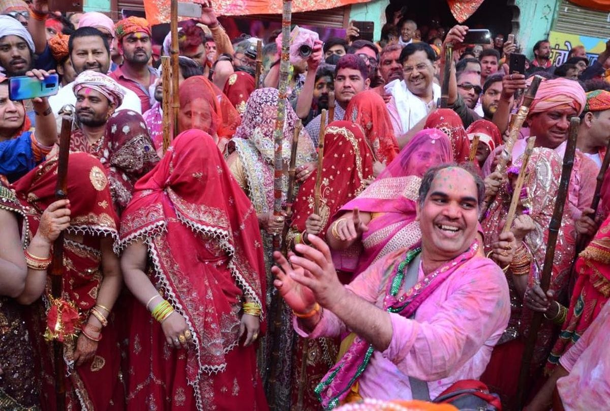 lathmar holi 2019 in barsana mathura