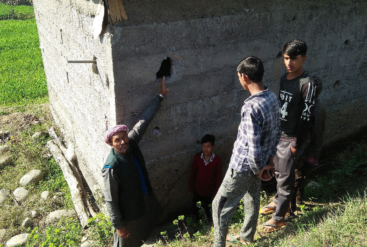 People from villages adjacent to Pakistani border are upset, ceasefire violation by Pakistan