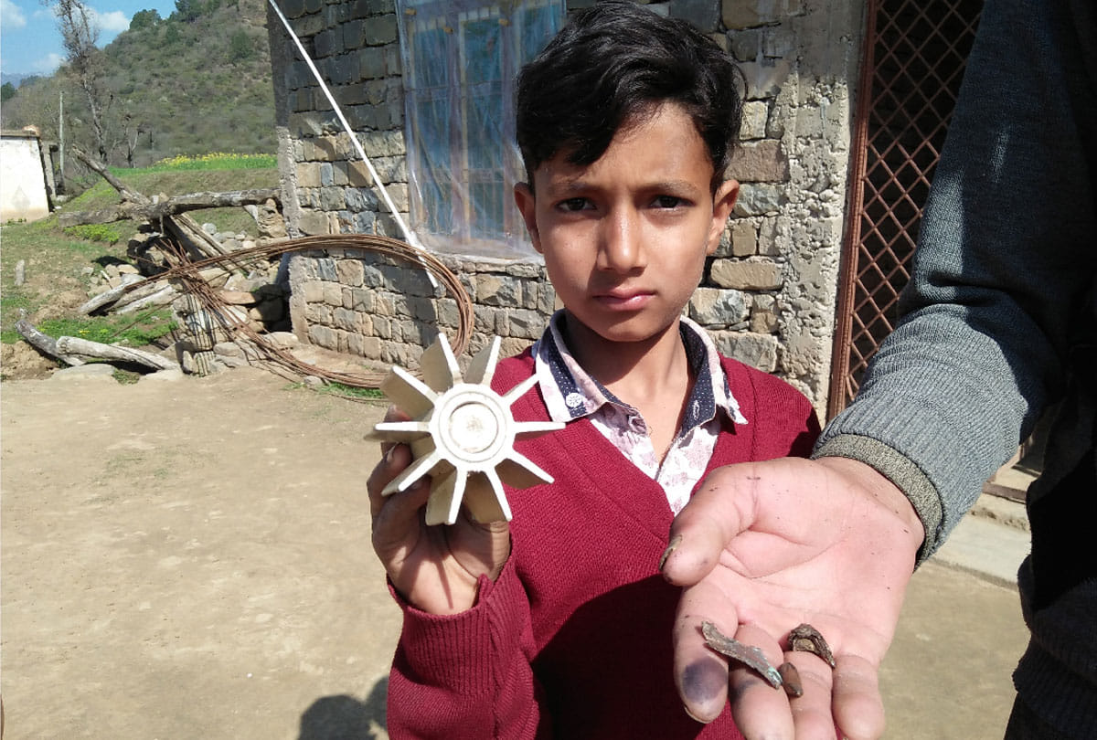 People from villages adjacent to Pakistani border are upset, ceasefire violation by Pakistan