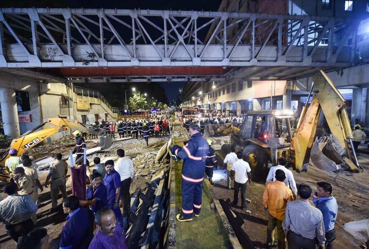 Mumbai CST foot overbridge was declared fit to use 6 months ago