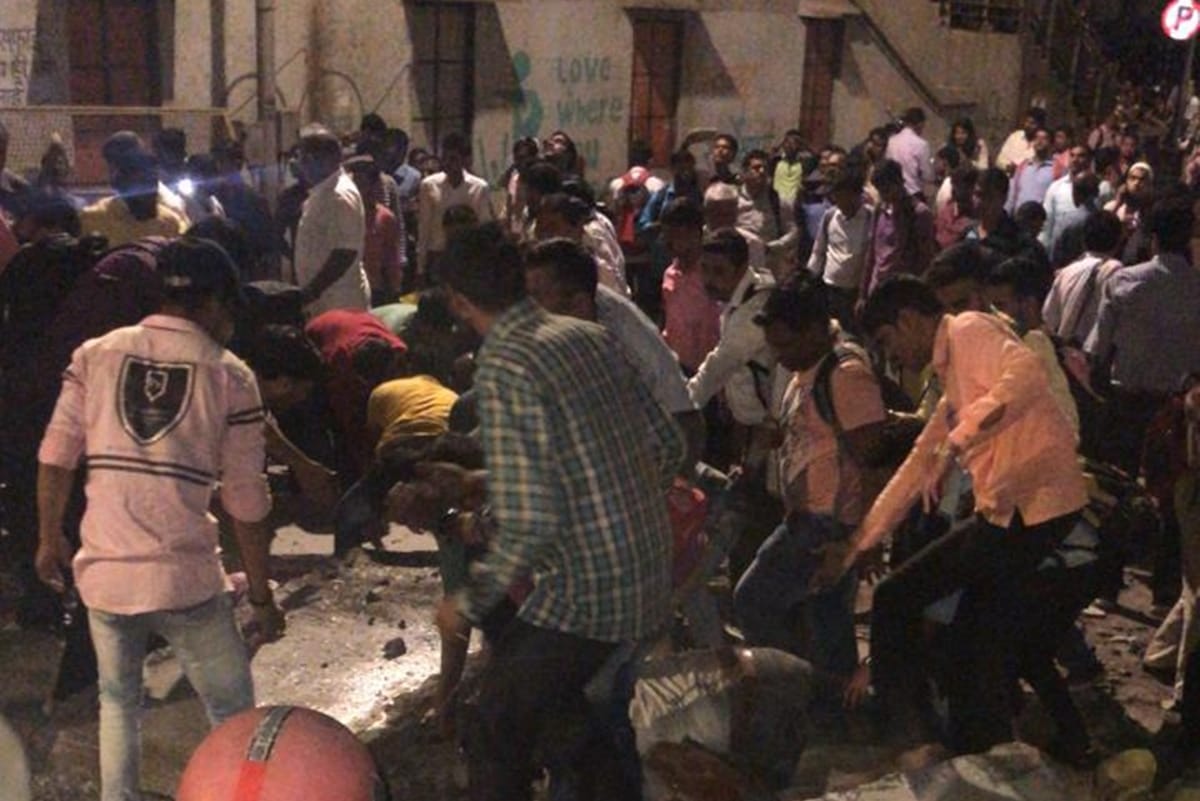 Chhatrapati Shivaji Terminus: Nothing was visible for first few minutes after overbridge collapsed