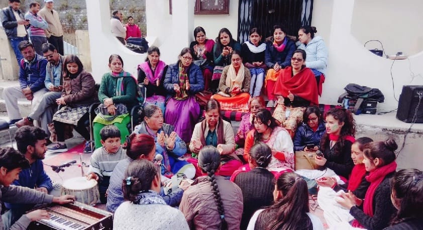 Moppe Maare Maati Kahel Tere Shyam Bhaag Tangle