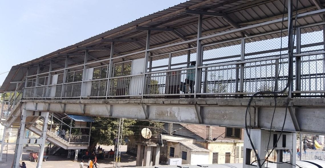 तीन वर्ष पूर्व हुई रेलवे के फुटओवर ब्रिज की तकनीकी जांच
