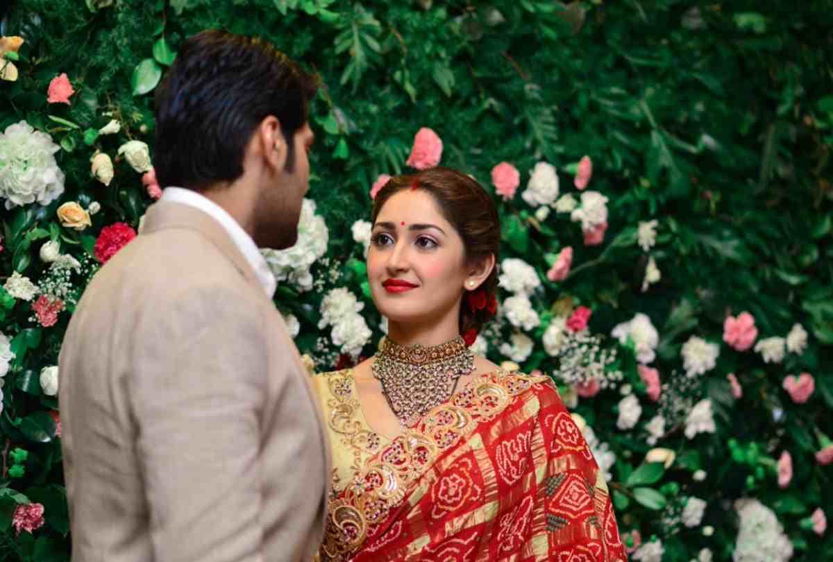 Salman Khan Ex Girlfriend Daughter Sayyeshaa celebrate birthday