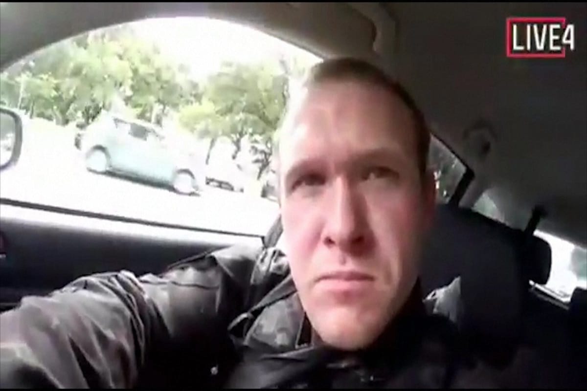gunman who opened fire inside New Zealand mosque does live streaming