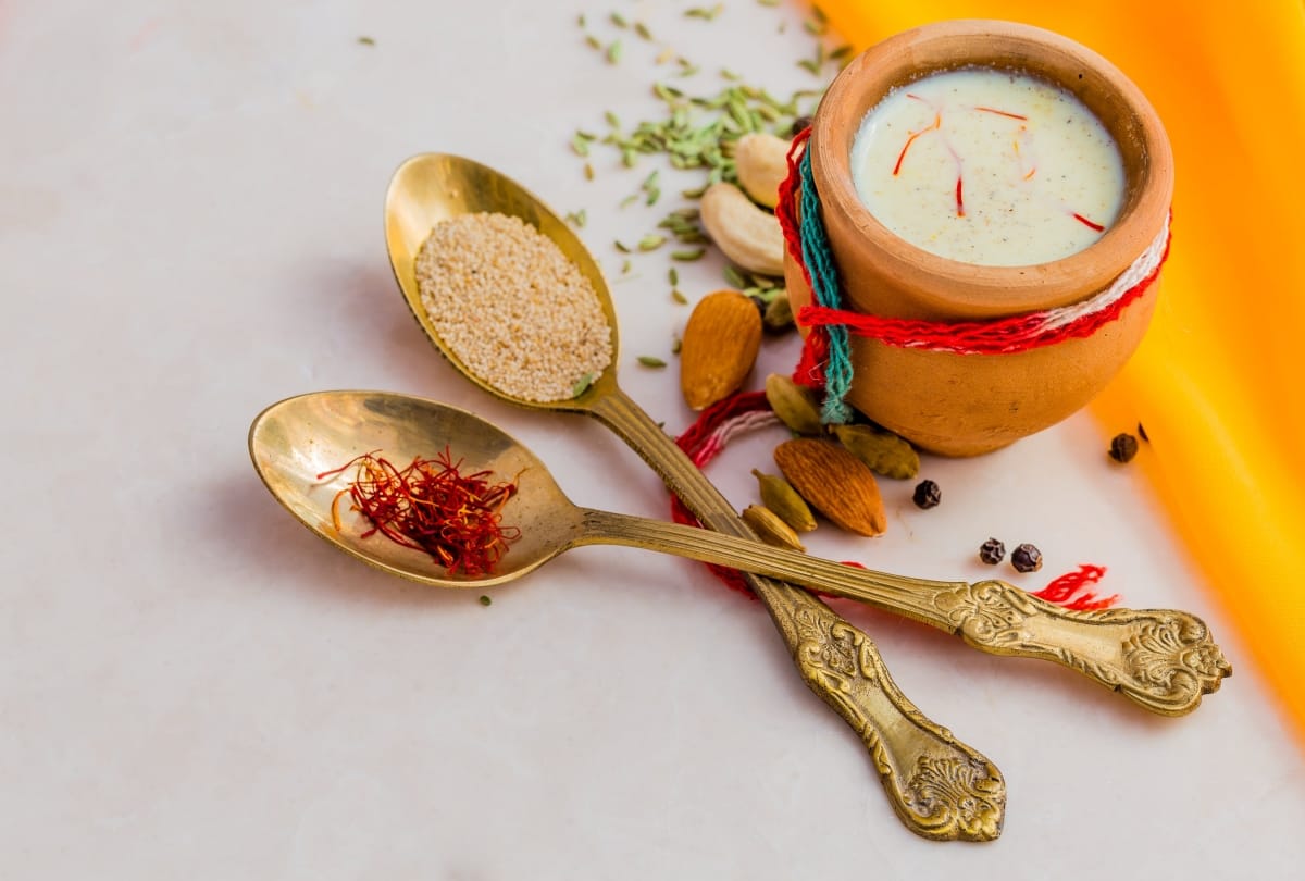 Holi 2021 religious and scientific reason behind bhang on holi