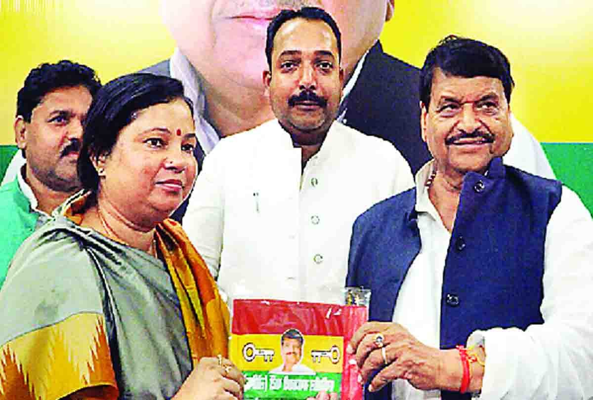 aruna kori left Samajwadi Party before lok sabha election 2019