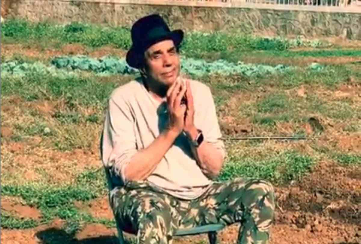 Dharmendra shared throwback photo with Rajendra Kumar on his birthday