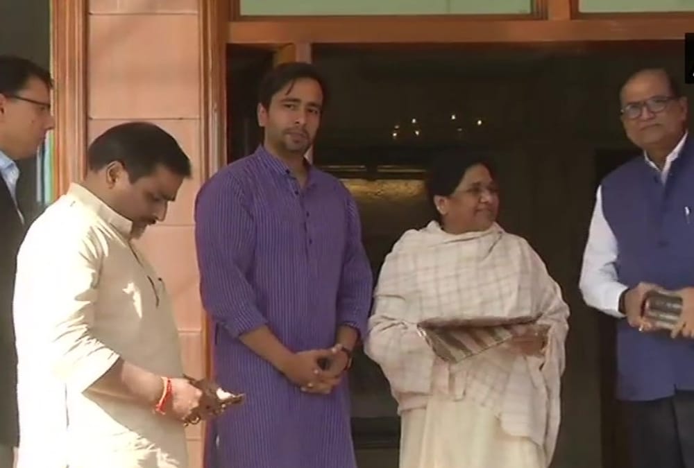 Jayant Chaudhary meets Mayawati in Lucknow.