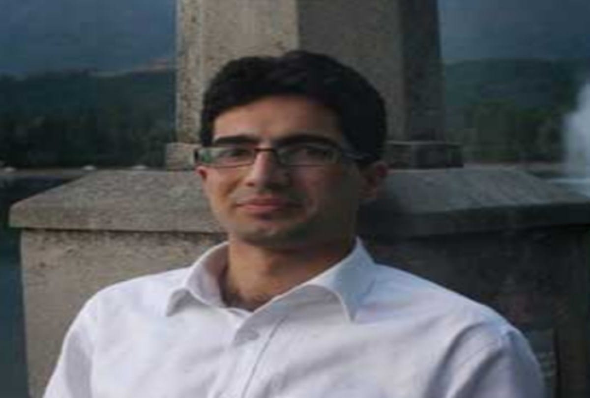 Lok Sabha Elections 2019 Former IAS Shah Faizal will launch his party at Srinagar