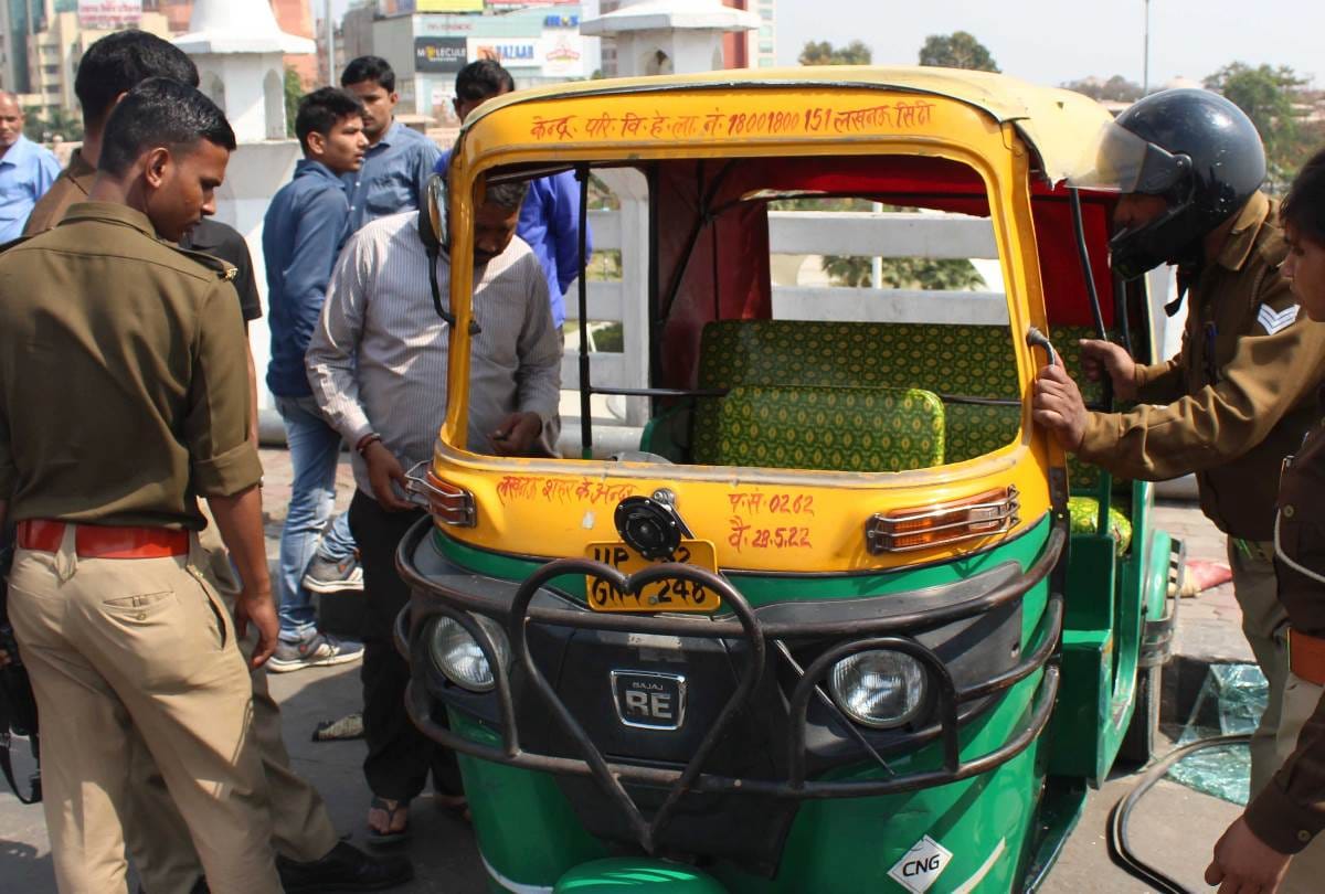 auto driver molested a lady in lucknow