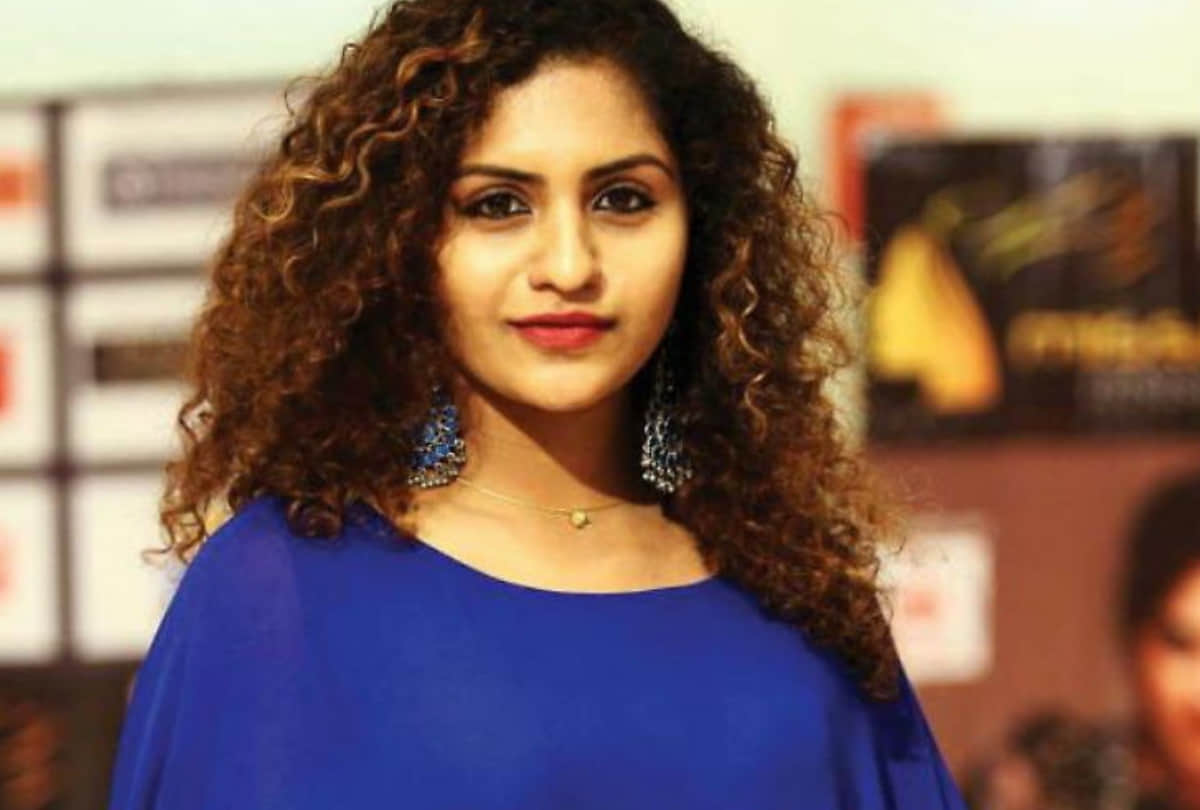 priya praksh varrier reacts to Oru Adaar Love director Omar Lulu allegations