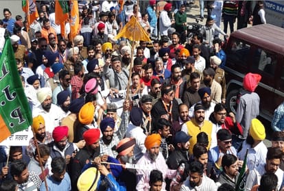 Lok sabha 2019, Akali dal and BJP protest in Punjab