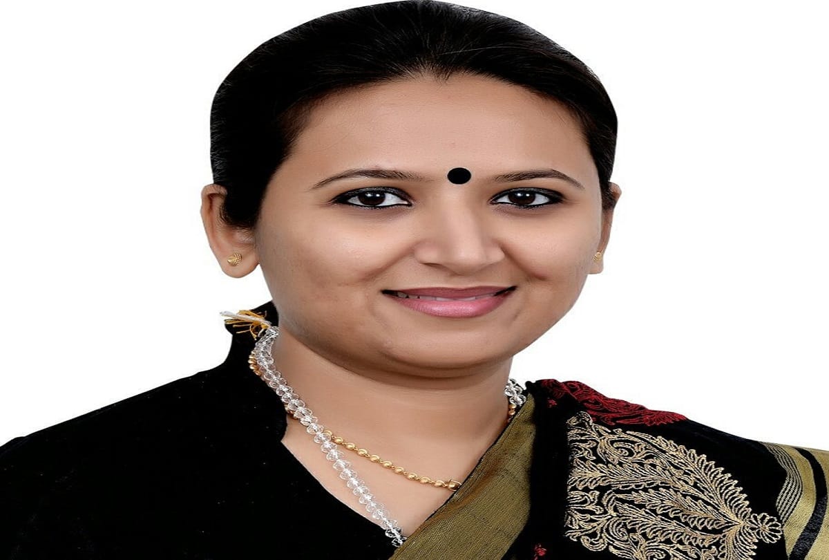 Lok Sabha Chunav 2019: Gujarat BJP leader Reshma Patel resigns call party a Marketing Company