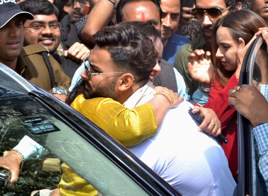 Rishabh pant statement for Dhoni after India defeat to Australia odi