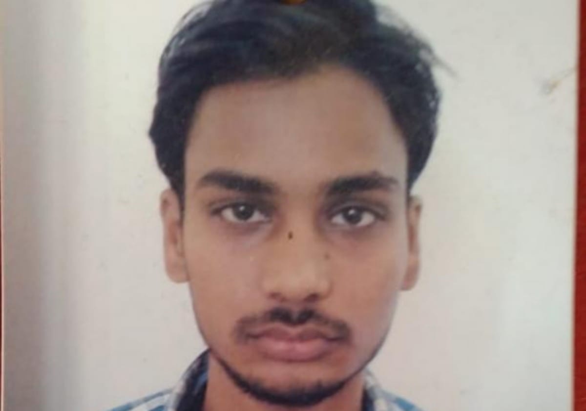 Varanasi police prize on punk in the case of murder