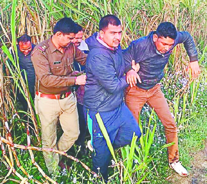 Police and encounter in Gotaskar, firing