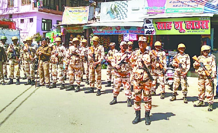 Police flag march in Dwarahat