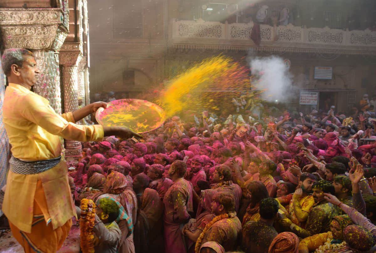 holi 2019 celebration in banke bihari temple on rangbhari ekadashi