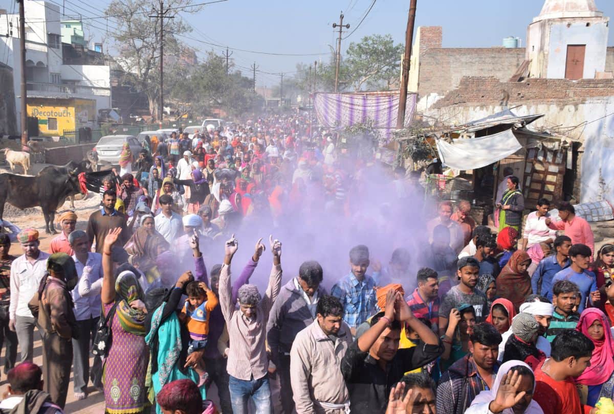 Rangbhari Ekadashi 2021: Saints And Devotees Give Vrindavan Parikram