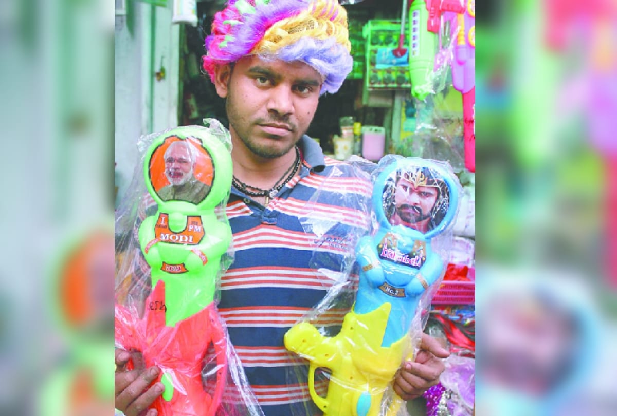 Market ready for holi festival in noida