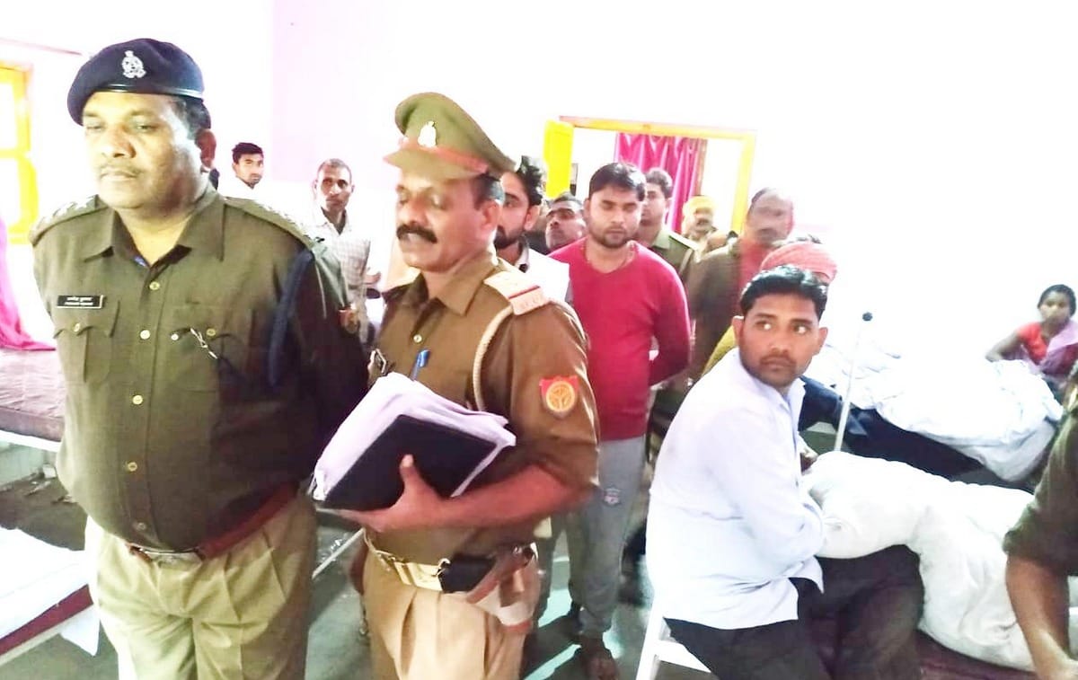 Thunder storm killed two and 10 injured in mirzapur