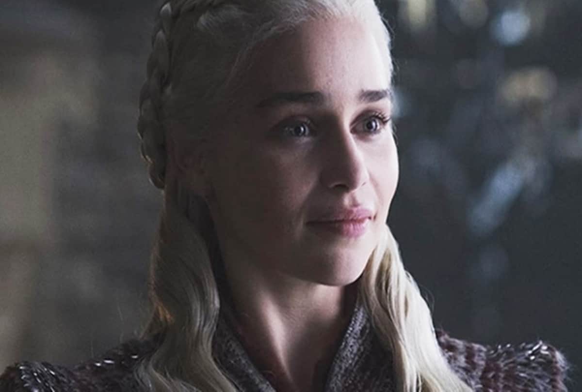 Game of Thrones actress Emilia Clarke says I do not regret my nude scenes