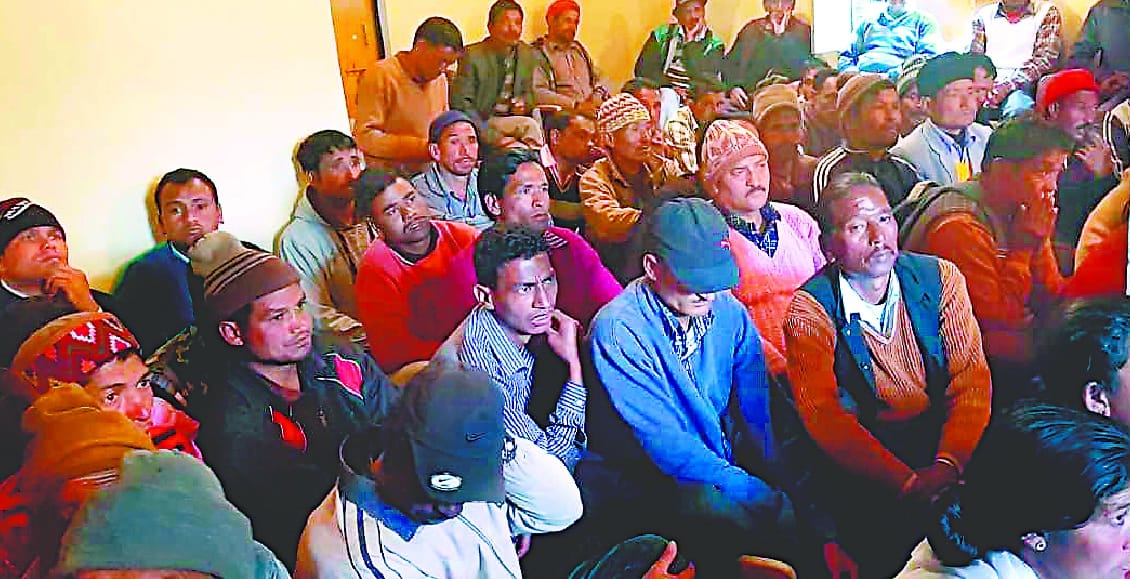 DM returned half way, angry villagers announce announcement of boycott