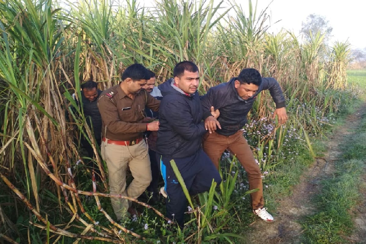 Encounter in Meerut and three accused injured and arrested