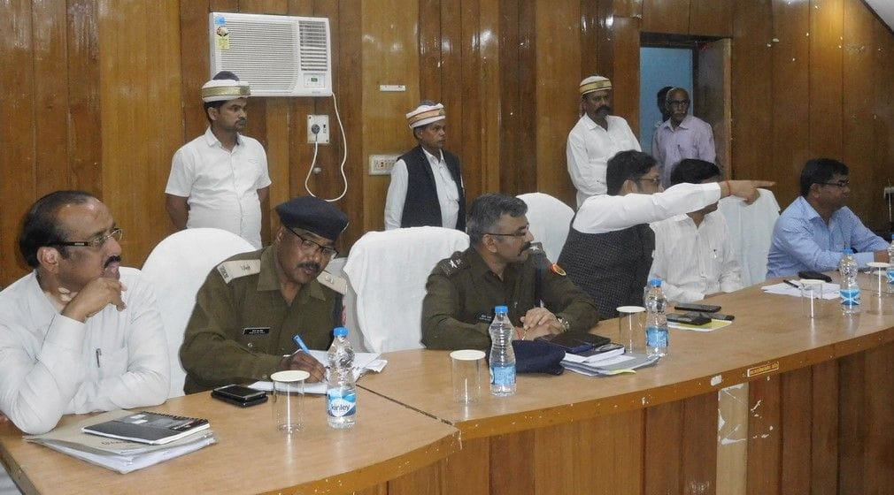 होली में दुरुस्त रहेगी बिजली, पानी और सफाई की व्यवस्था: डीएम