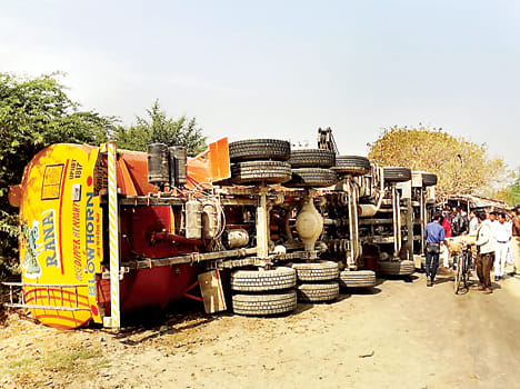 Villagers Looten Ethanol With Likely Tanker Recognizing Alcohol
