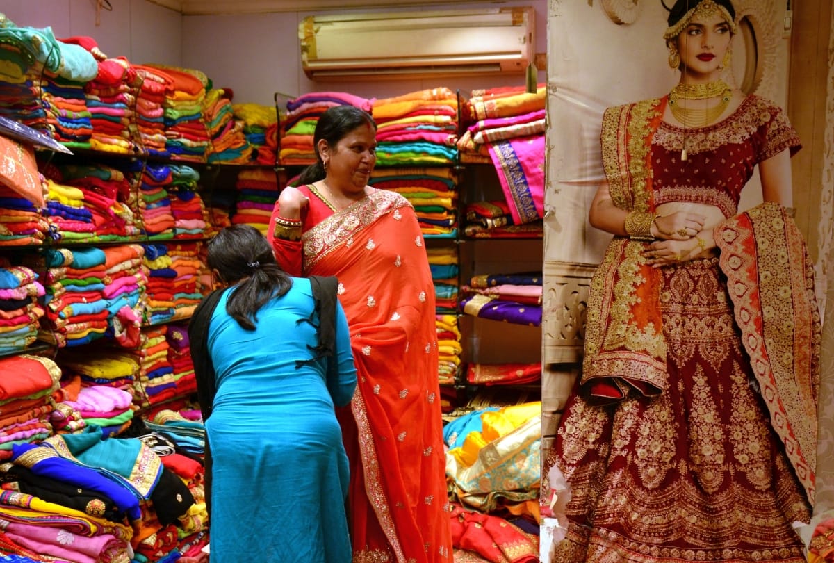 price of sarees and branded jeans in lucknow