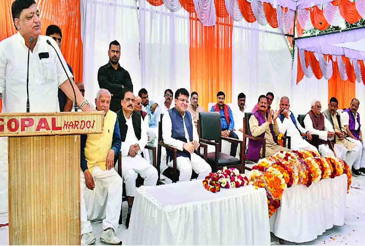 naresh agarwal statement about pm modi and akhilesh yadav