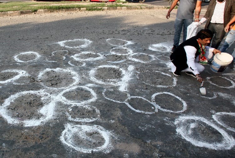 Lok Sabha Elections 2019, Unique Protest by Congress Against BJP
