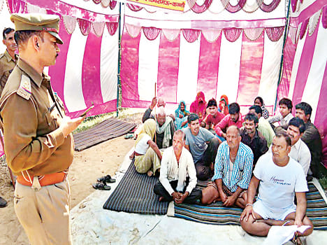 The villagers sitting on hunger strike against the private college