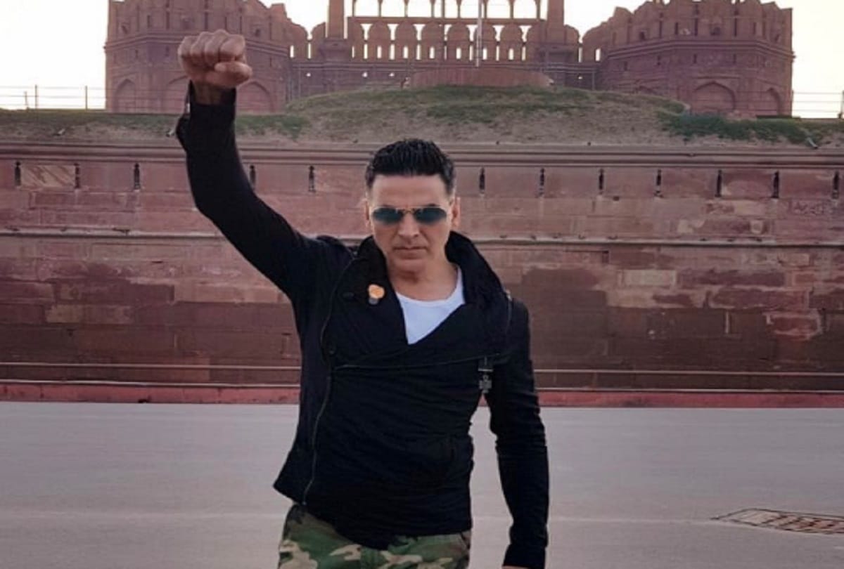 Anupam Kher support Akshay Kumar says You don’t need to explain to anybody