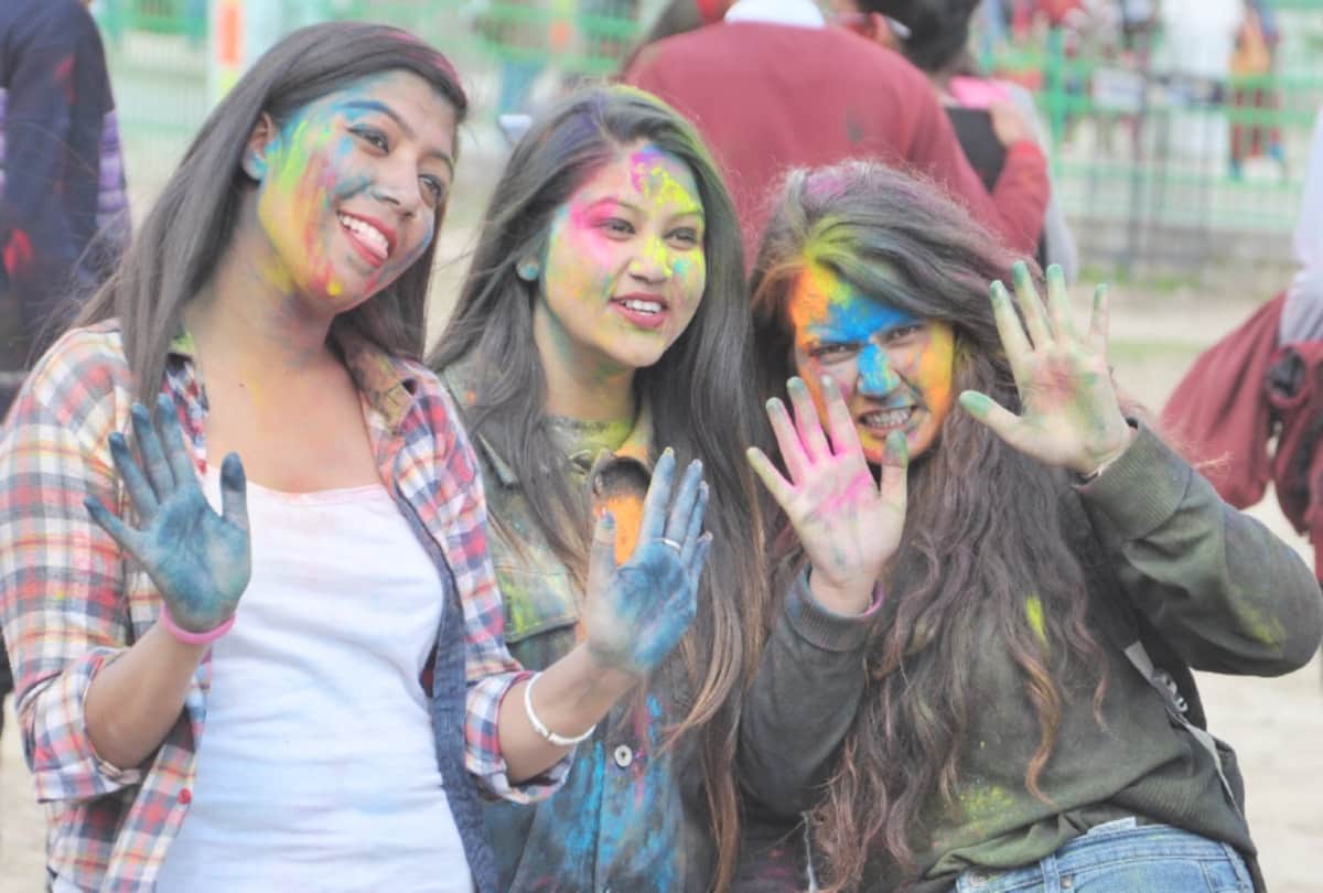 mumbai terrorist azhar masood will burn with holika  and holika dahan time 2019