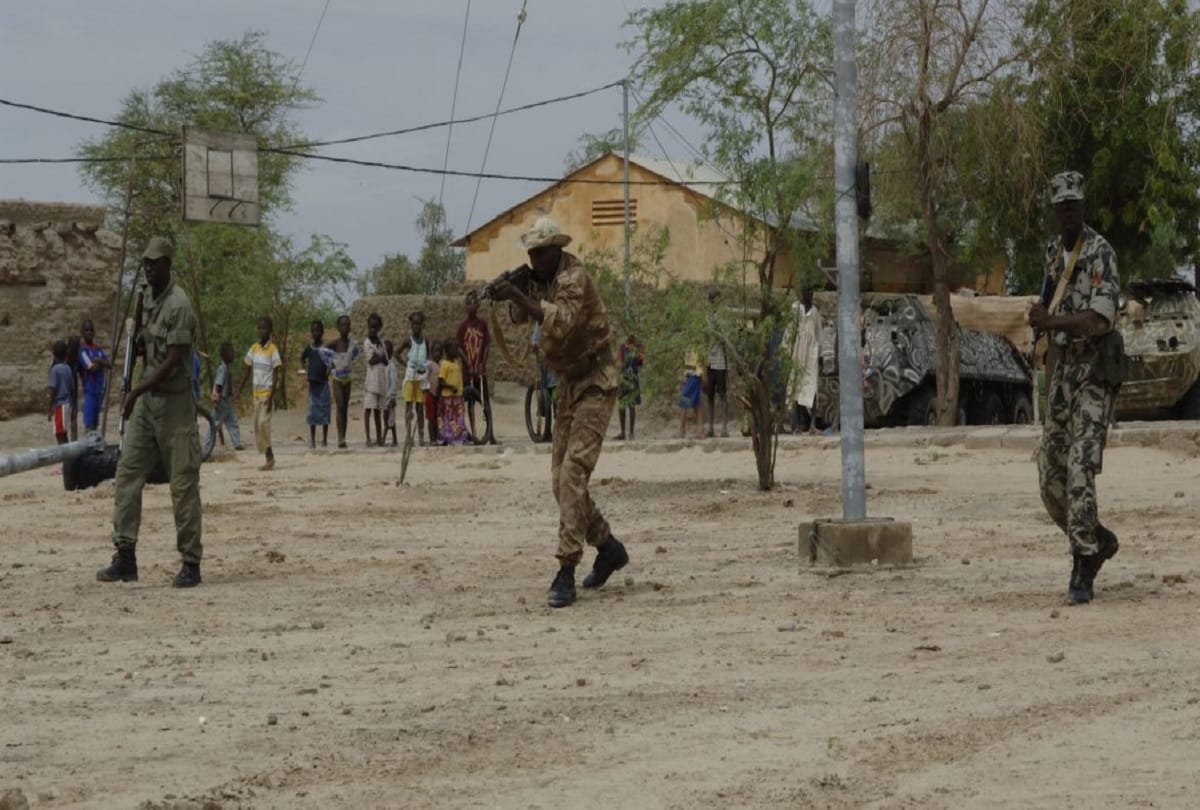 Attack on Army camp in Mali, 21 soldiers killed